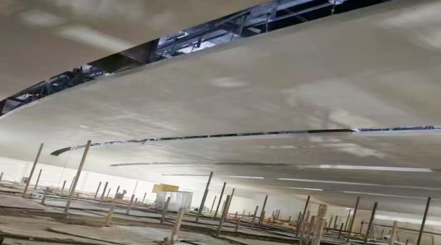 饰纪上品GRG厂家-东莞嘉荣外国语学院GRG吊顶报告厅工程