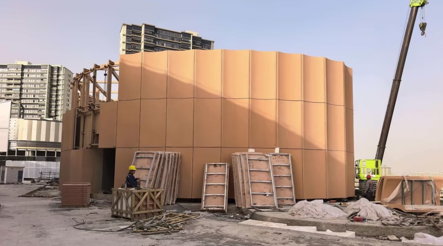  饰纪上品UHPC厂家：上海新嘉中心UHPC幕墙板工程典范