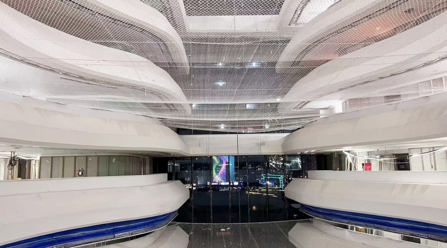 饰纪上品GRG厂家：深圳国际交流中心GRG拦河造型工程